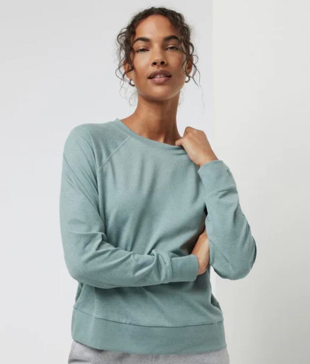 Vuori sea spray heather halo crewneck - size medium